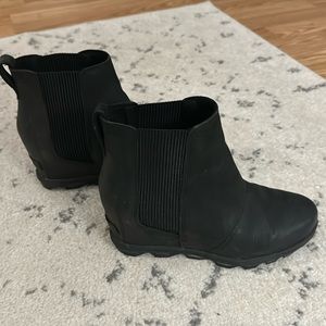 Sorrel Joan of Arc 7 wedge bootie